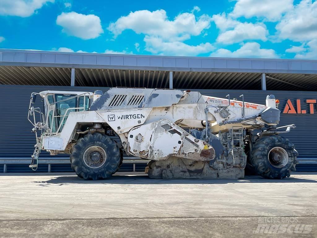 Wirtgen WR 240I Ресайклери