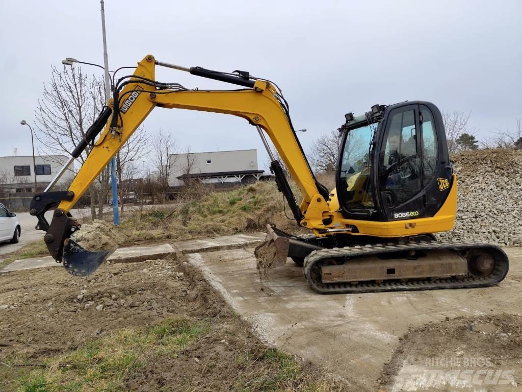 JCB 8085 Середні екскаватори 7т. - 12т.