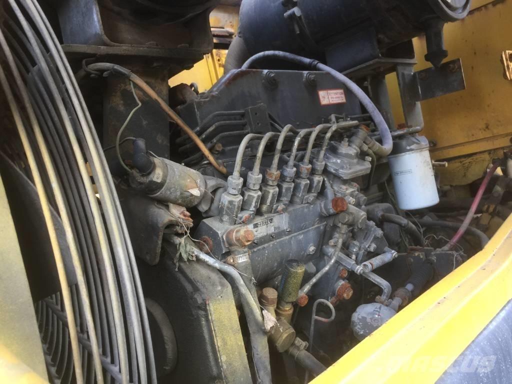Komatsu WA 320-3 Фронтальні навантажувачі
