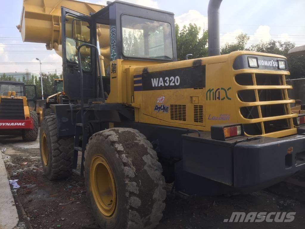 Komatsu WA 320-3 Фронтальні навантажувачі