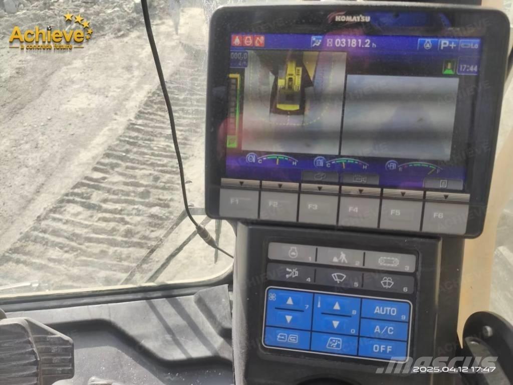 Komatsu PC 1250-11 Гусеничні екскаватори