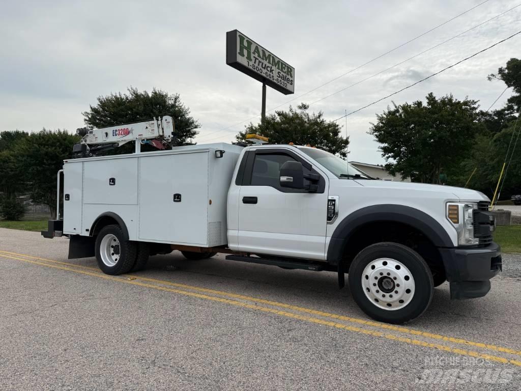 Ford F 550 Пікапи / Бічне розвантаження