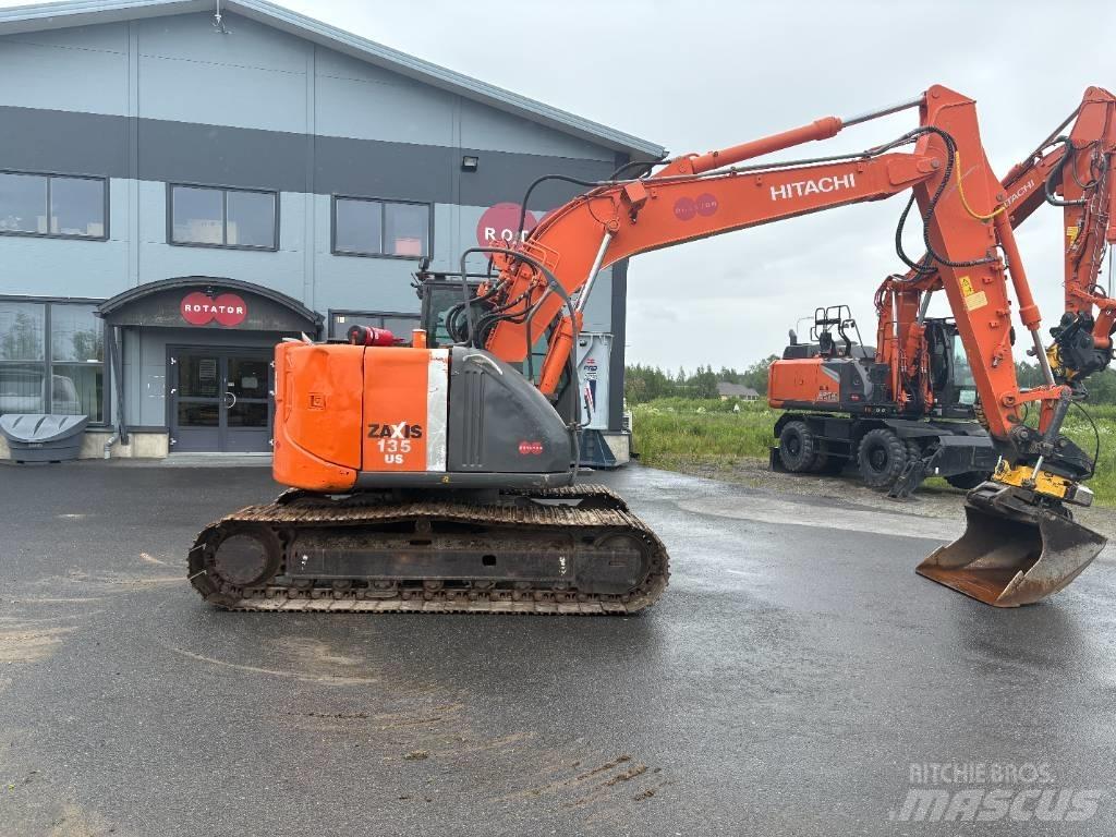 Hitachi ZX135US-3 Гусеничні екскаватори