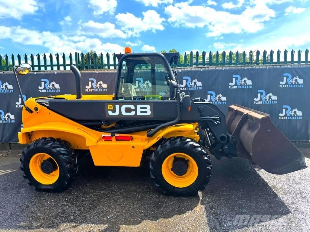 JCB 520-50 Телескопічні навантажувачі