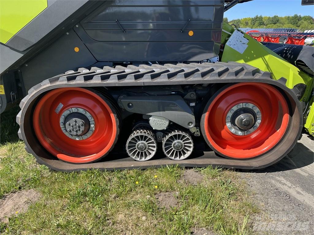 CLAAS Lexion 8700TT Зернозбиральні комбайни