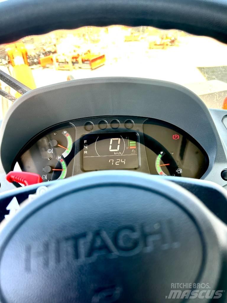 Hitachi ZW 100-6 Фронтальні навантажувачі