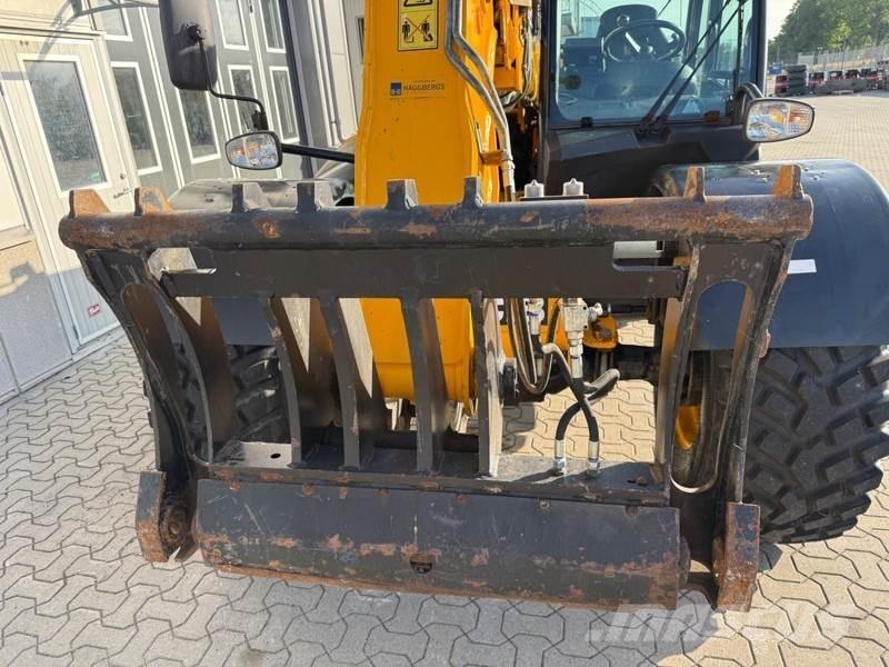 JCB 535-95 40km/h Телескопічні фронтальні навантажувачі