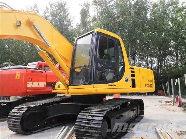 Komatsu pc200-6 Гусеничні екскаватори