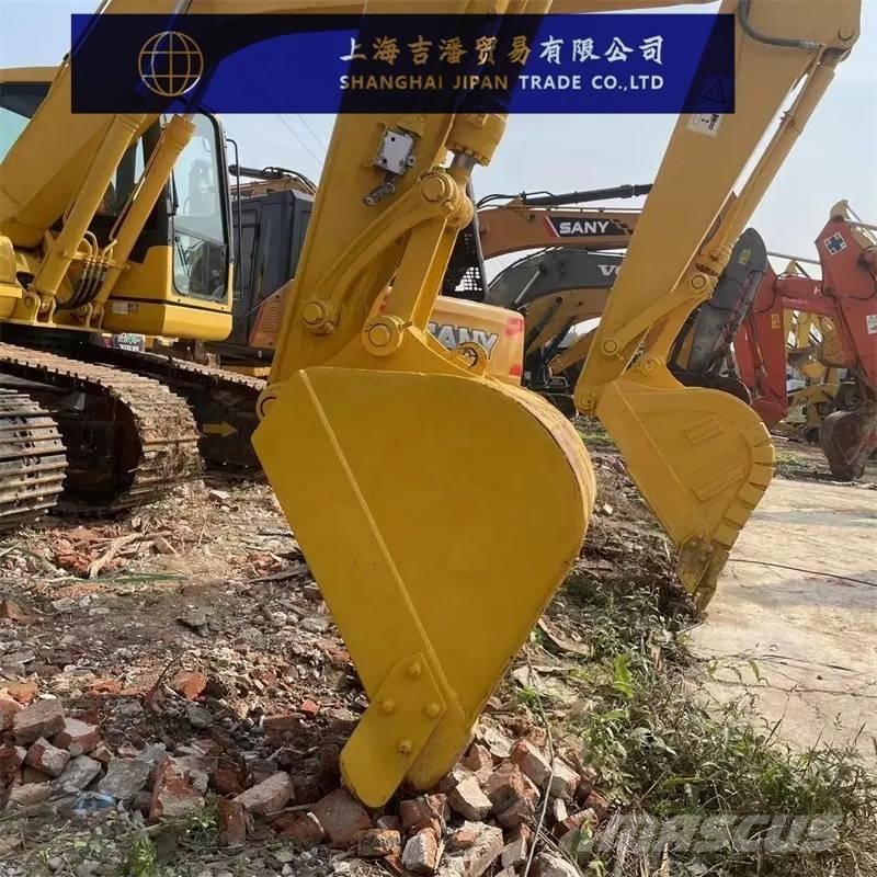 Komatsu PC 138 Гусеничні екскаватори