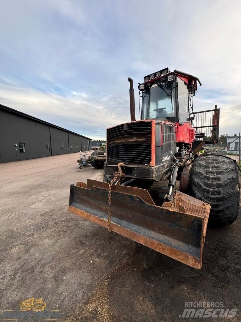 Valmet 890.3 Форвардери