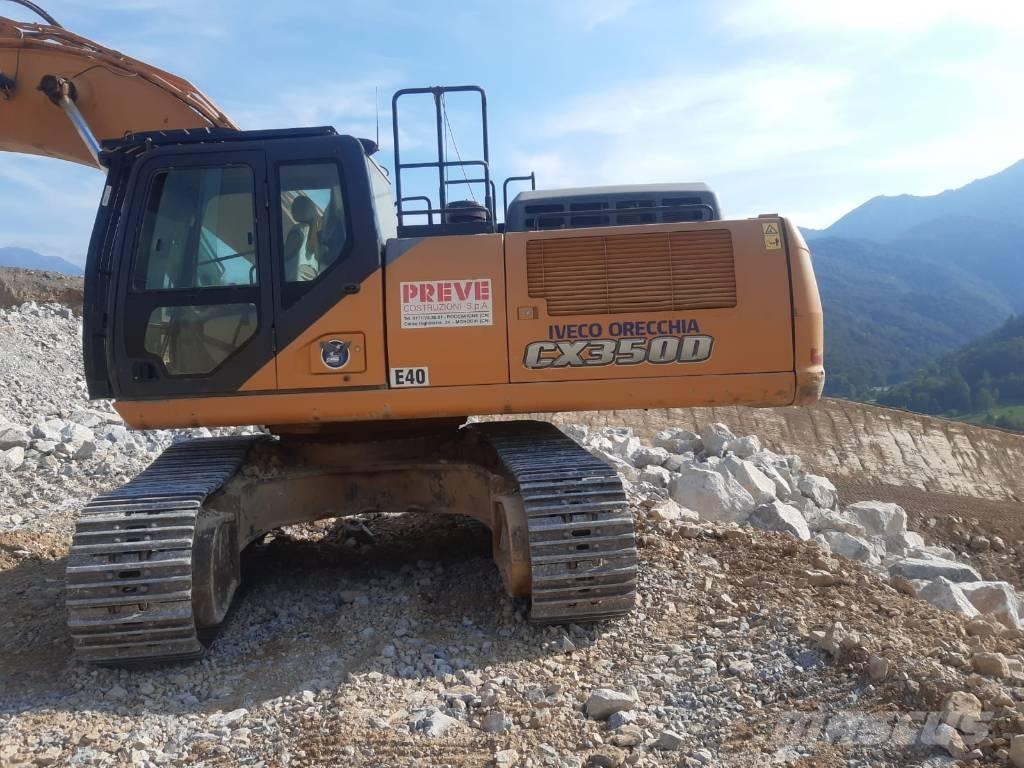 CASE CX 350 D Гусеничні екскаватори