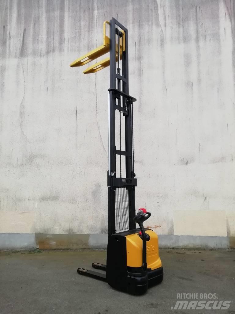 Hyster S1.4 Ручний візок