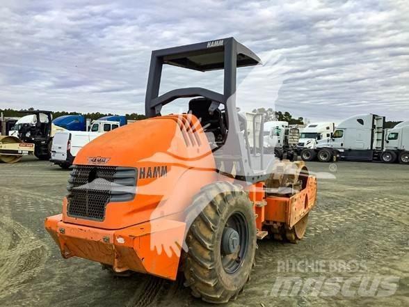 Hamm 3307P Грунтові котки