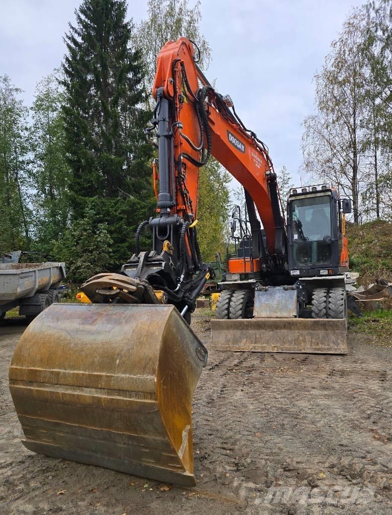 Doosan DX 170 W-5 Колісні екскаватори