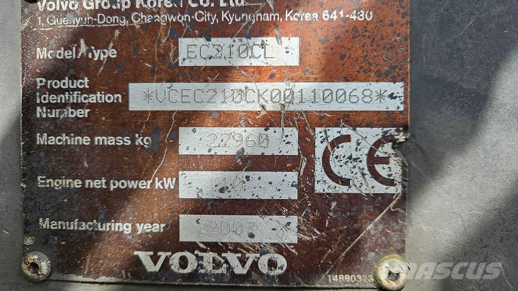 Volvo EC 210 C L Гусеничні екскаватори