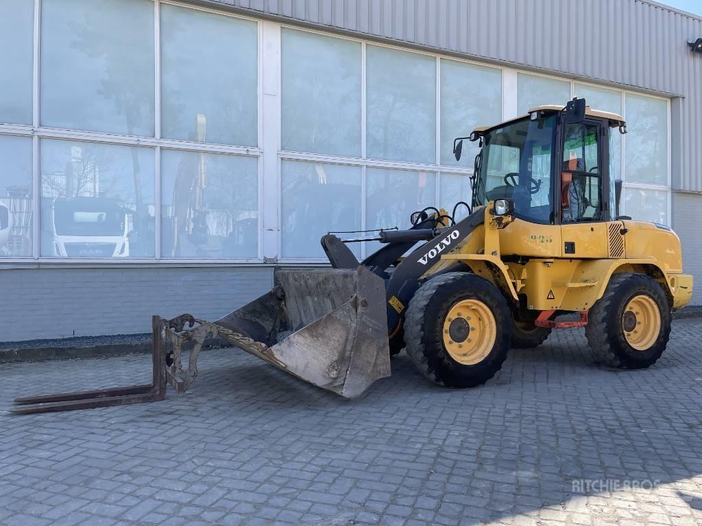 Volvo L 30 G     2018     CE Фронтальні навантажувачі