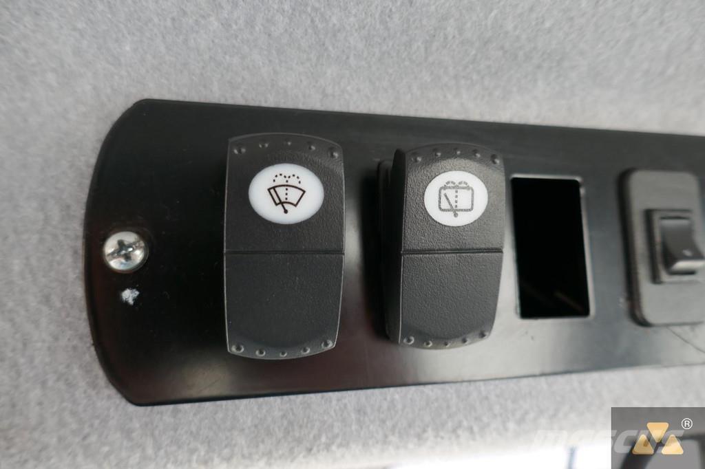 CAT CB13 Котки тротуарні