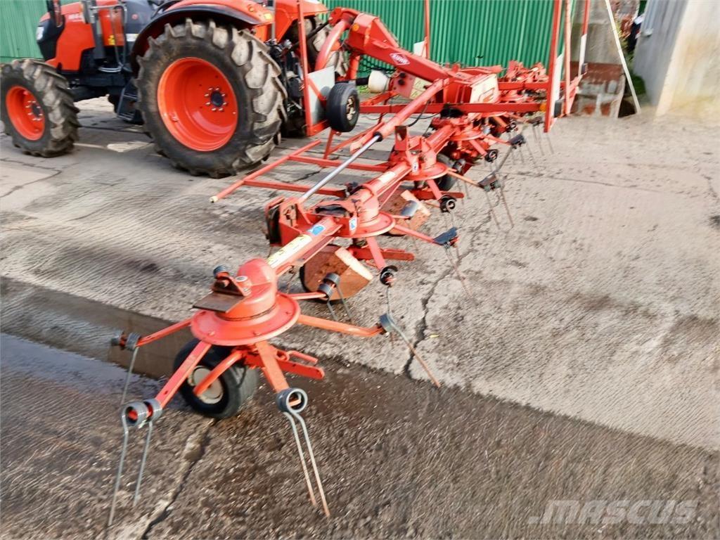 Kuhn GF8501 MH Граблі і сінозворушувачі