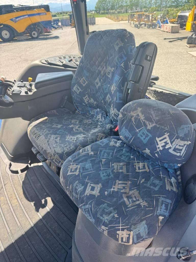 New Holland TG 285 Трактори