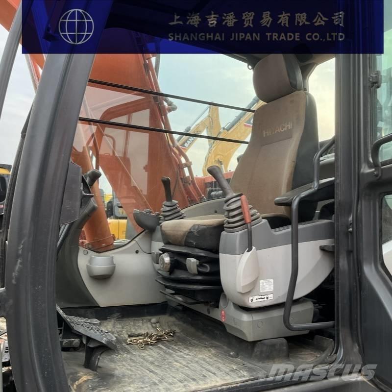 Hitachi ZX 130 K Гусеничні екскаватори