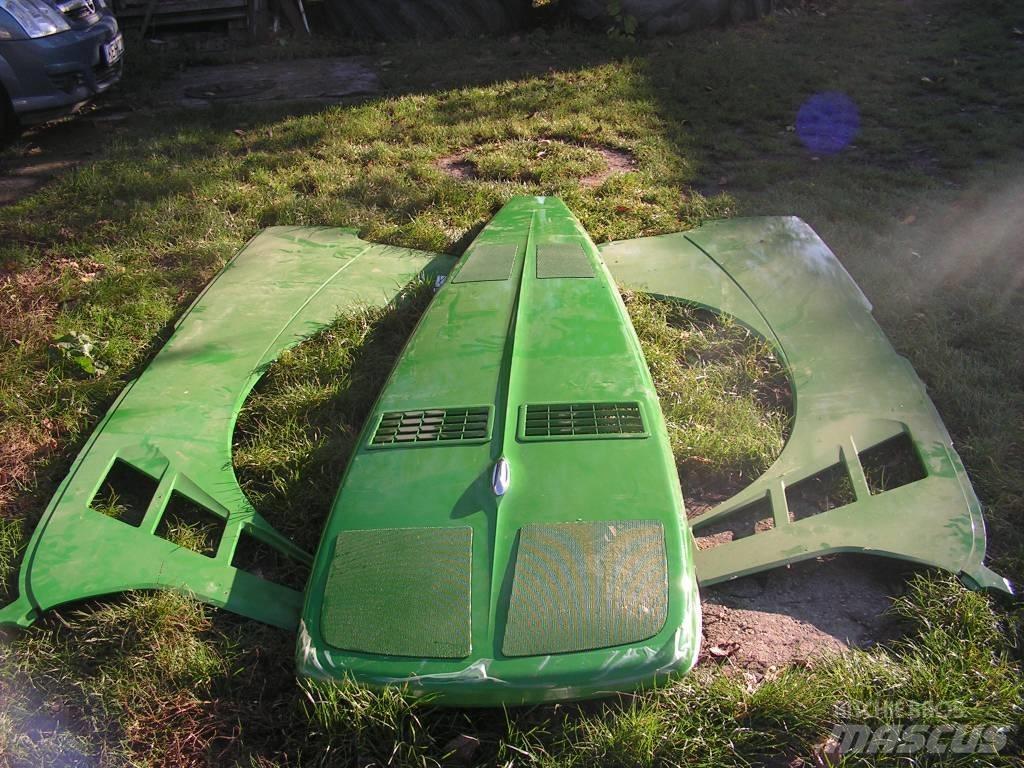 John Deere 8230 Шасі