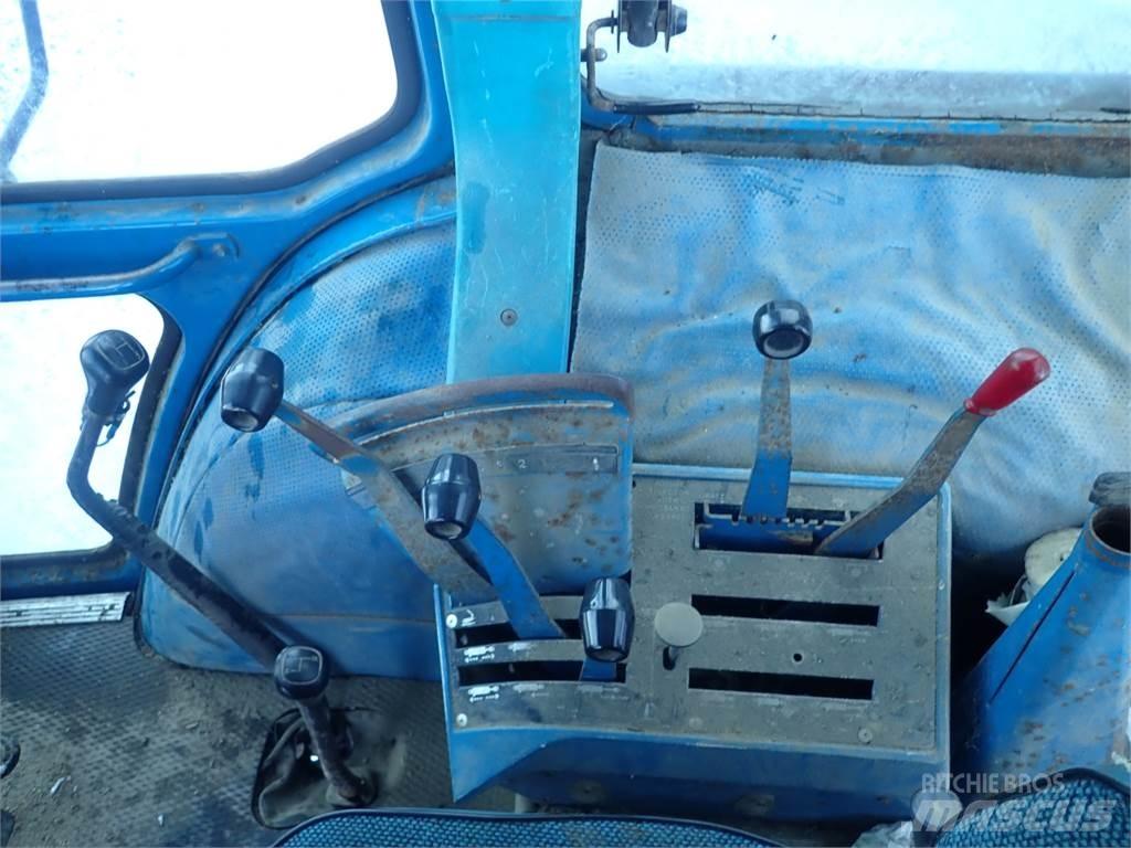 Ford 8210 Трактори