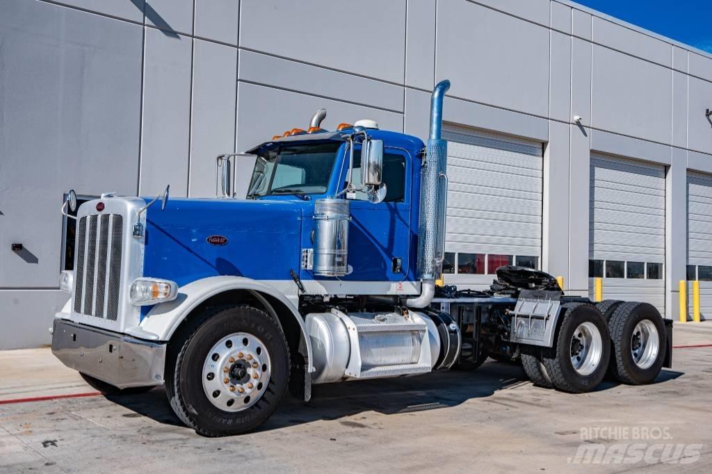 Peterbilt 389 Тягачі