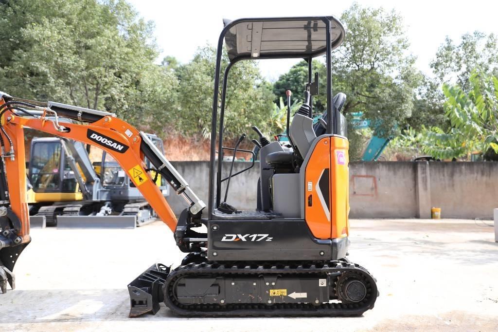Doosan DX 17 Гусеничні екскаватори