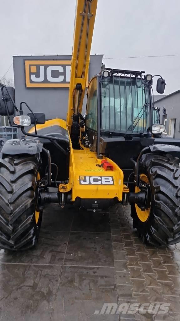 JCB 541-70 Телескопічні навантажувачі