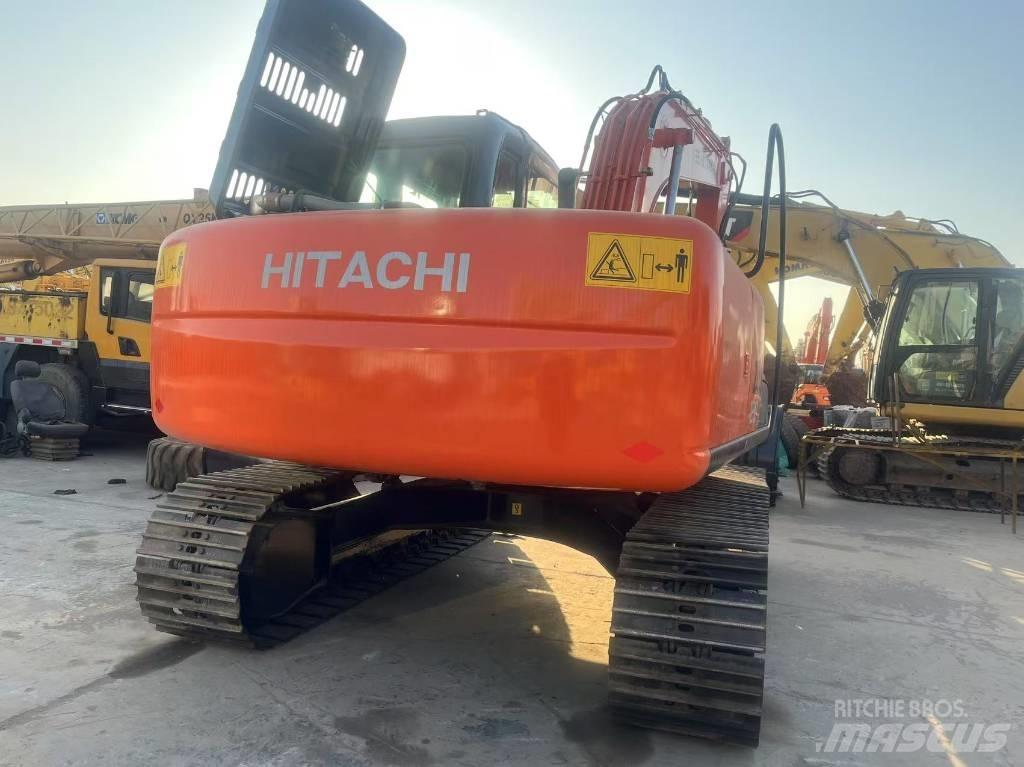 Hitachi ZX 120 Гусеничні екскаватори