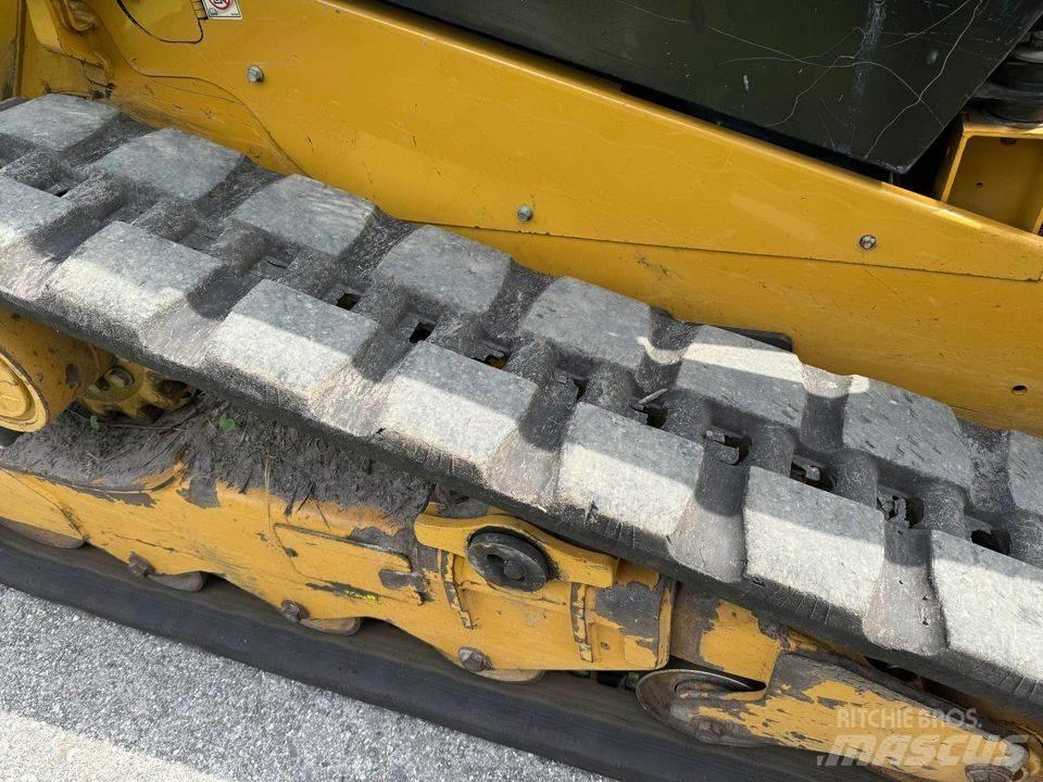 CAT 259 D3 Міні-навантажувачі