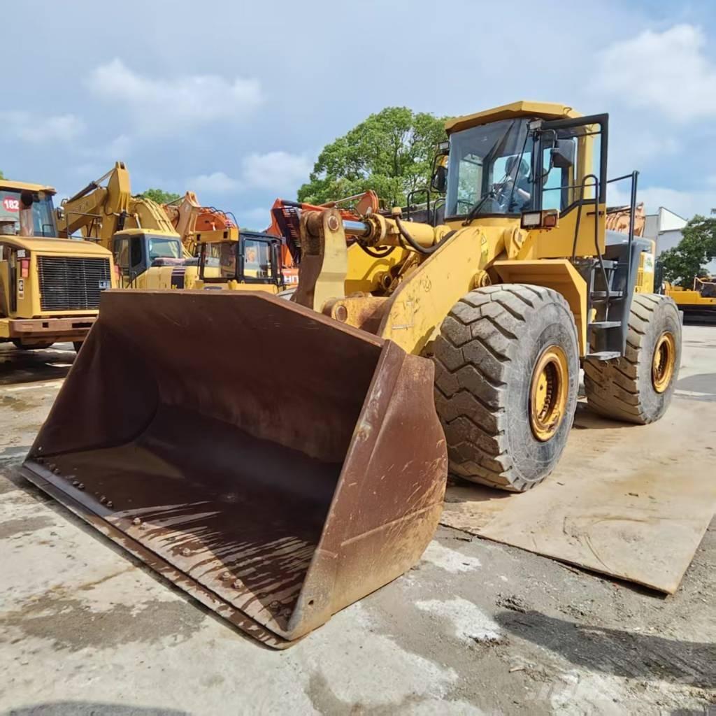 Komatsu WA 500-3 Фронтальні навантажувачі