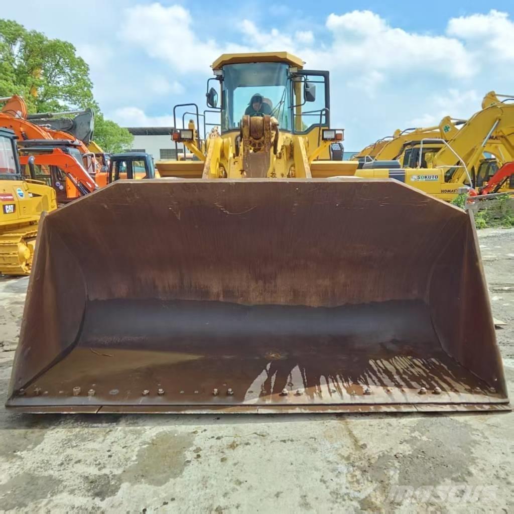 Komatsu WA 500-3 Фронтальні навантажувачі
