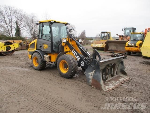 JCB 407 409 Фронтальні навантажувачі