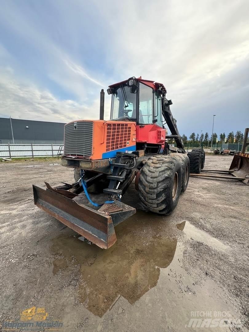 Valmet 890.2 Форвардери