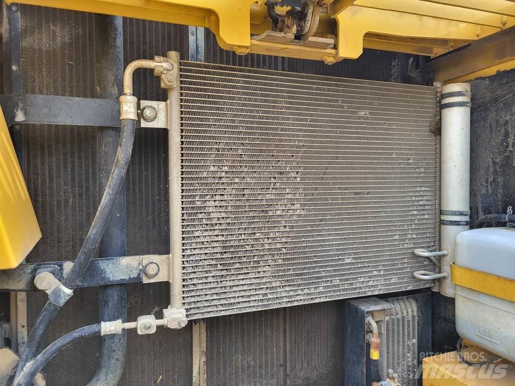 Komatsu PC190LC-8 Гусеничні екскаватори