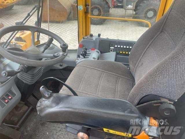 Volvo L 70 E Фронтальні навантажувачі