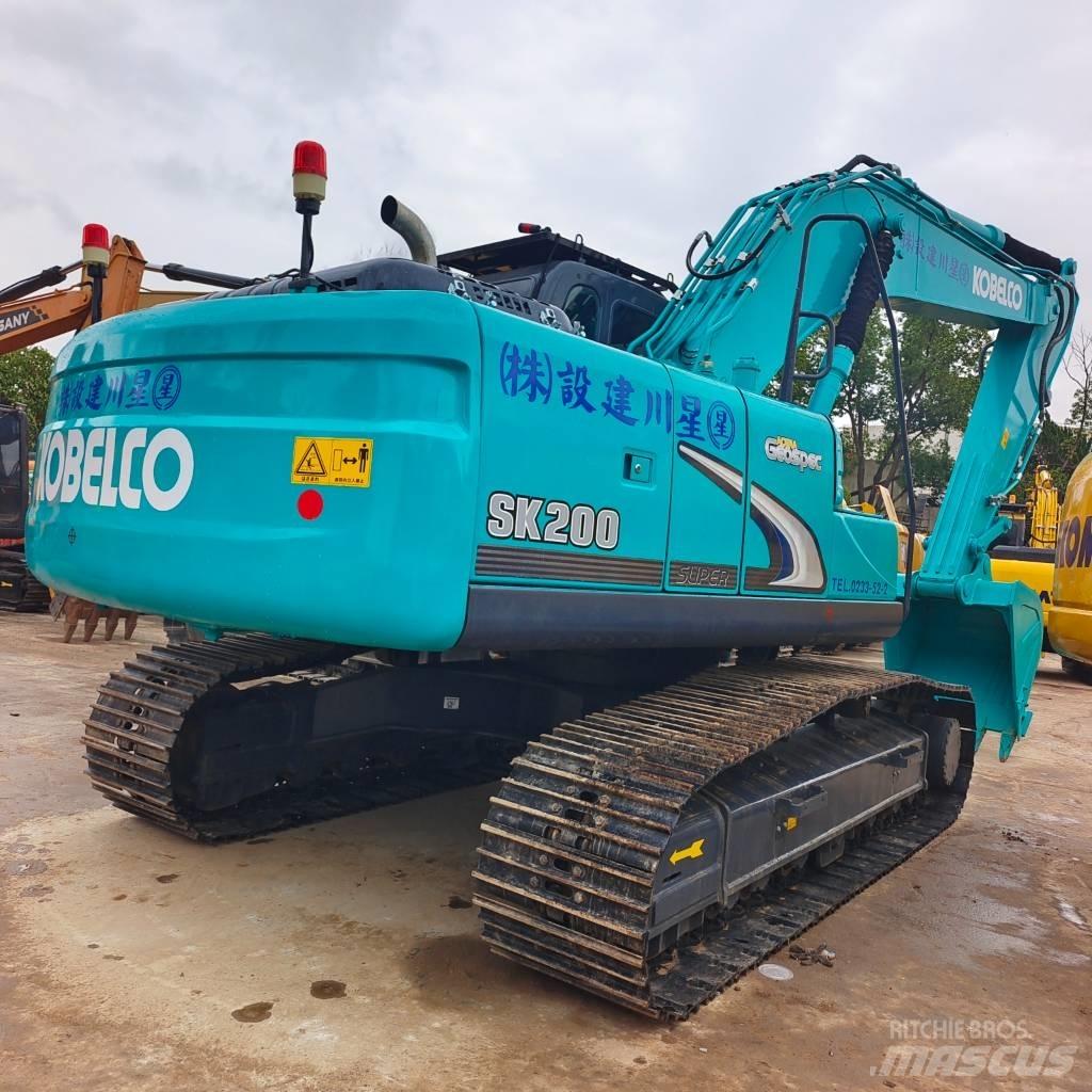 Kobelco SK 200 Гусеничні екскаватори
