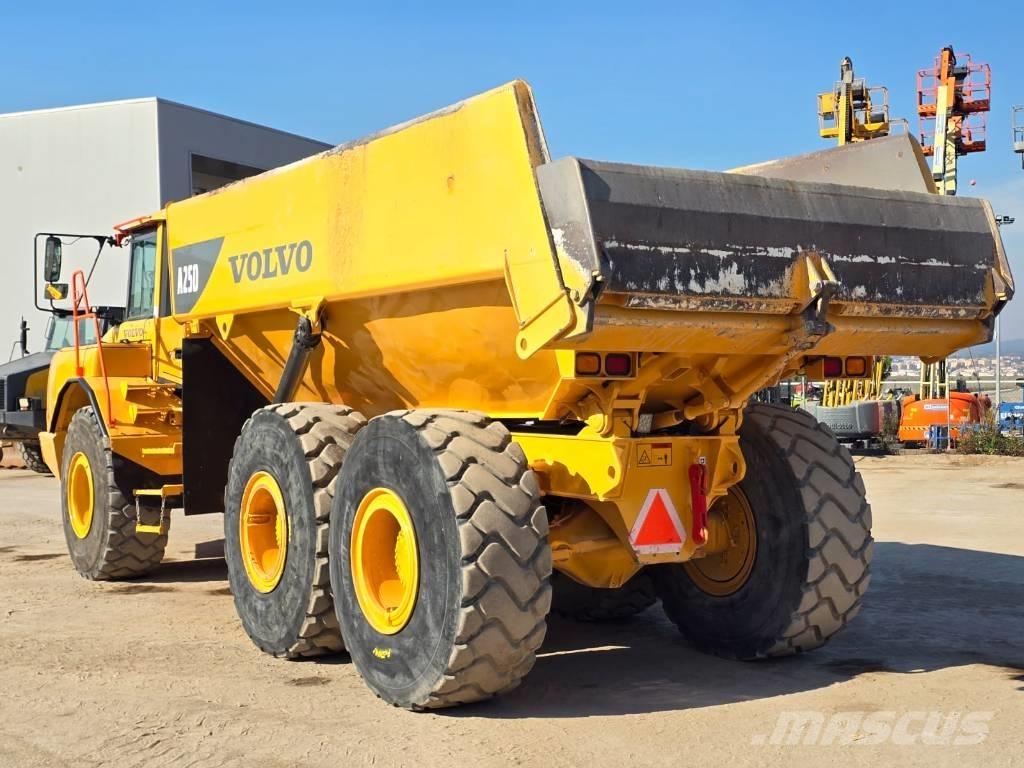 Volvo A25 D Міні самоскиди