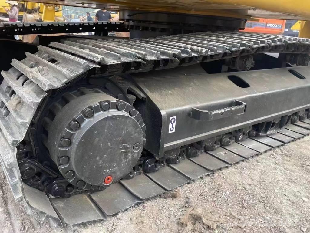 CAT 324 Гусеничні екскаватори