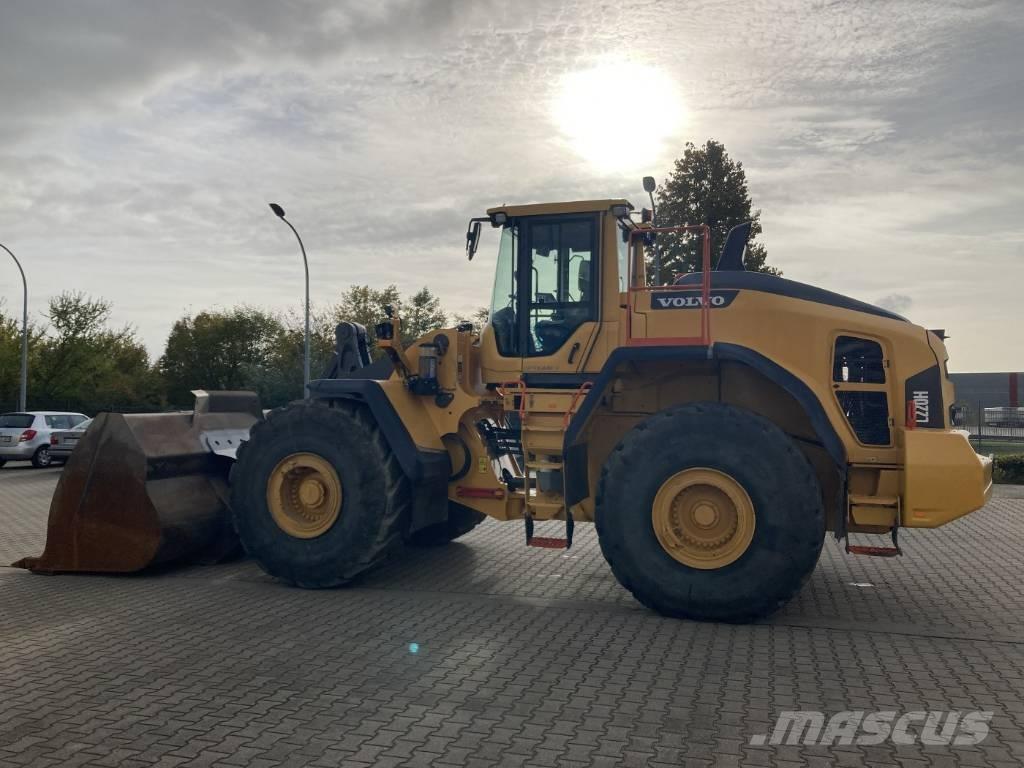 Volvo L 220 H Фронтальні навантажувачі