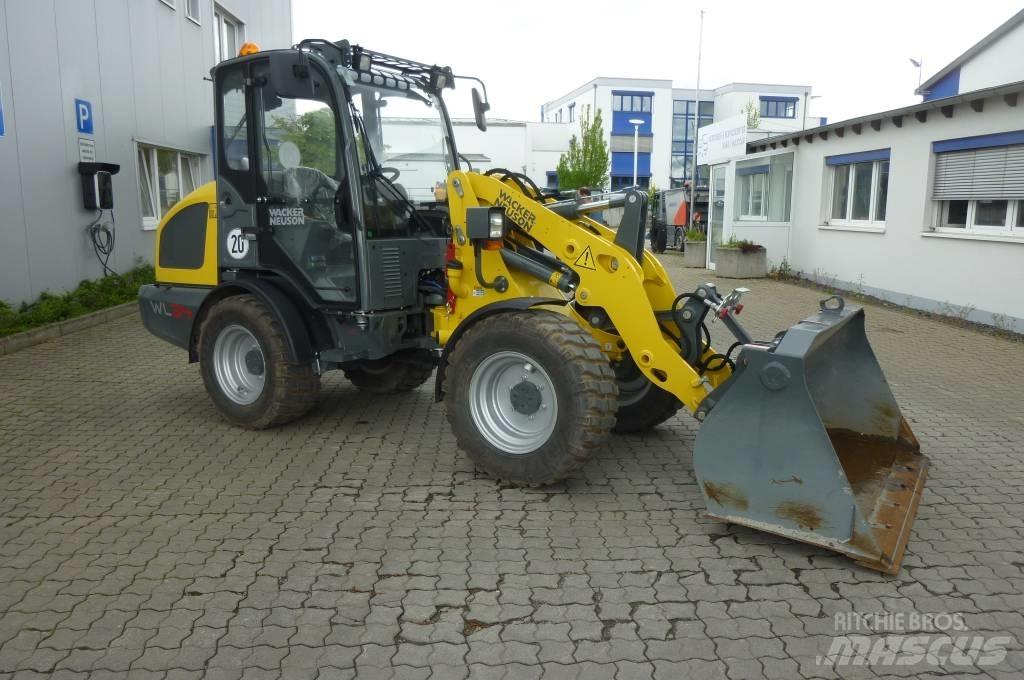 Wacker Neuson WL 34 Фронтальні навантажувачі