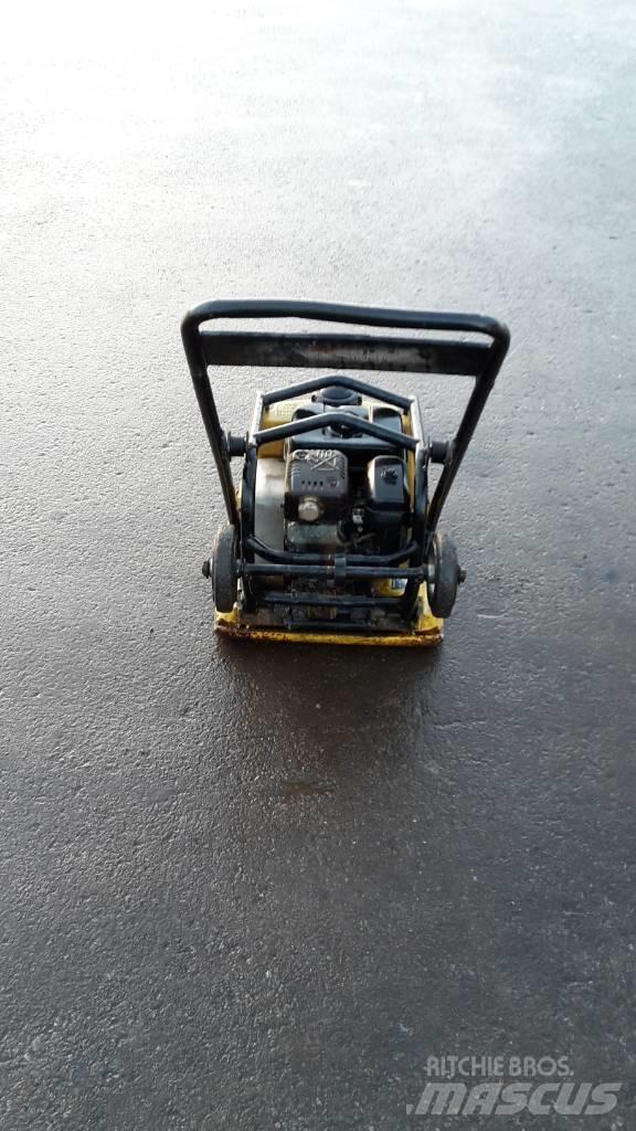 Wacker WP 1550 W Віброплити та вібротрамбовки