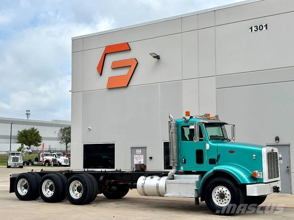Peterbilt 365 Тягачі