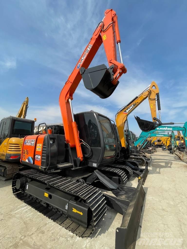 Hitachi ZX 70 Міні-екскаватори < 7т
