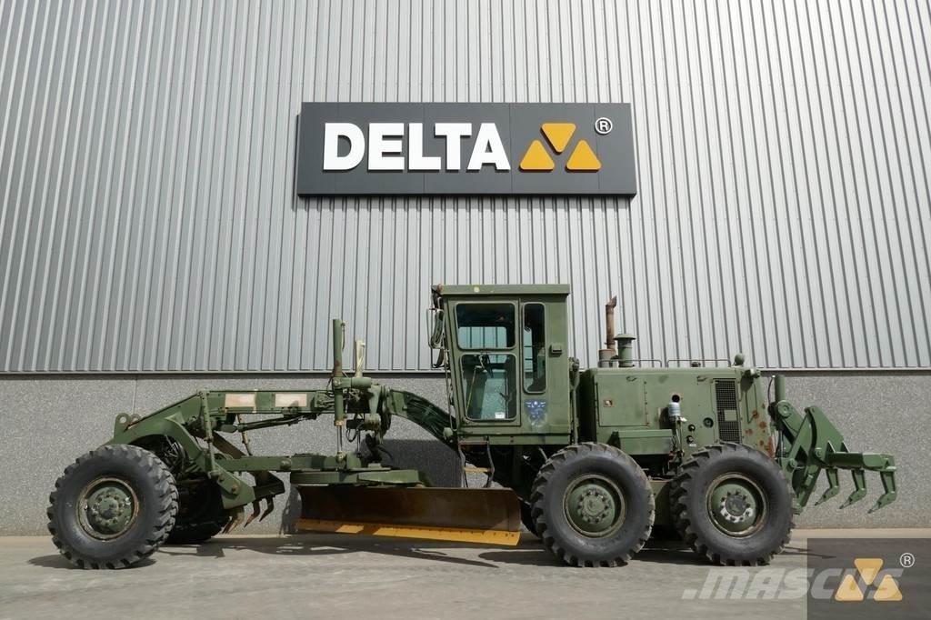 CAT 130G Ex-army Грейдери