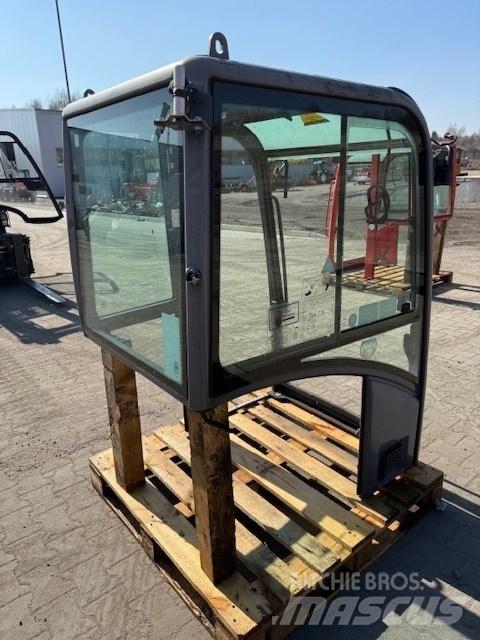 Volvo EC15 C CAB Кабіна