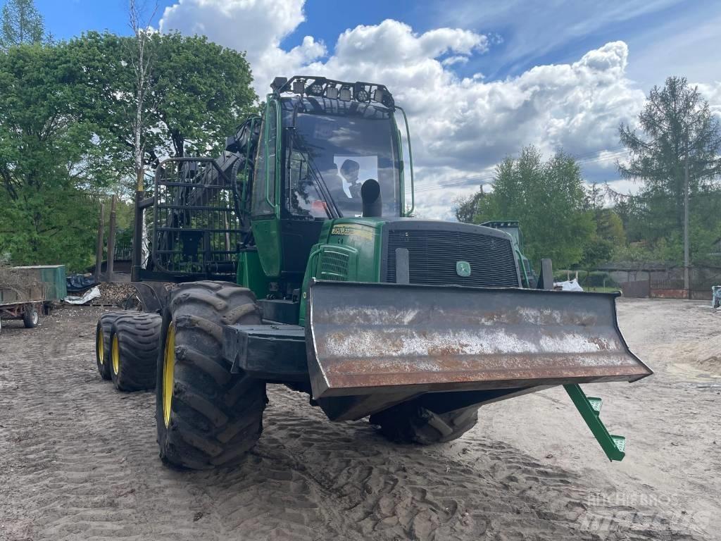 John Deere 1010 E Форвардери