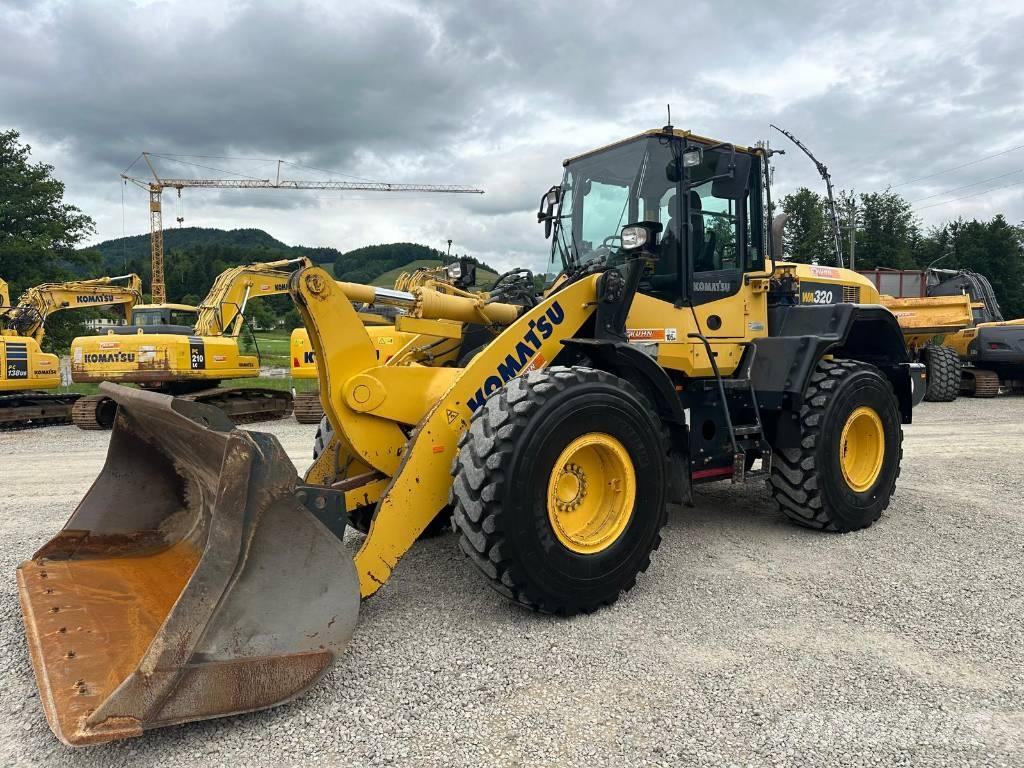 Komatsu WA 320-7 Фронтальні навантажувачі