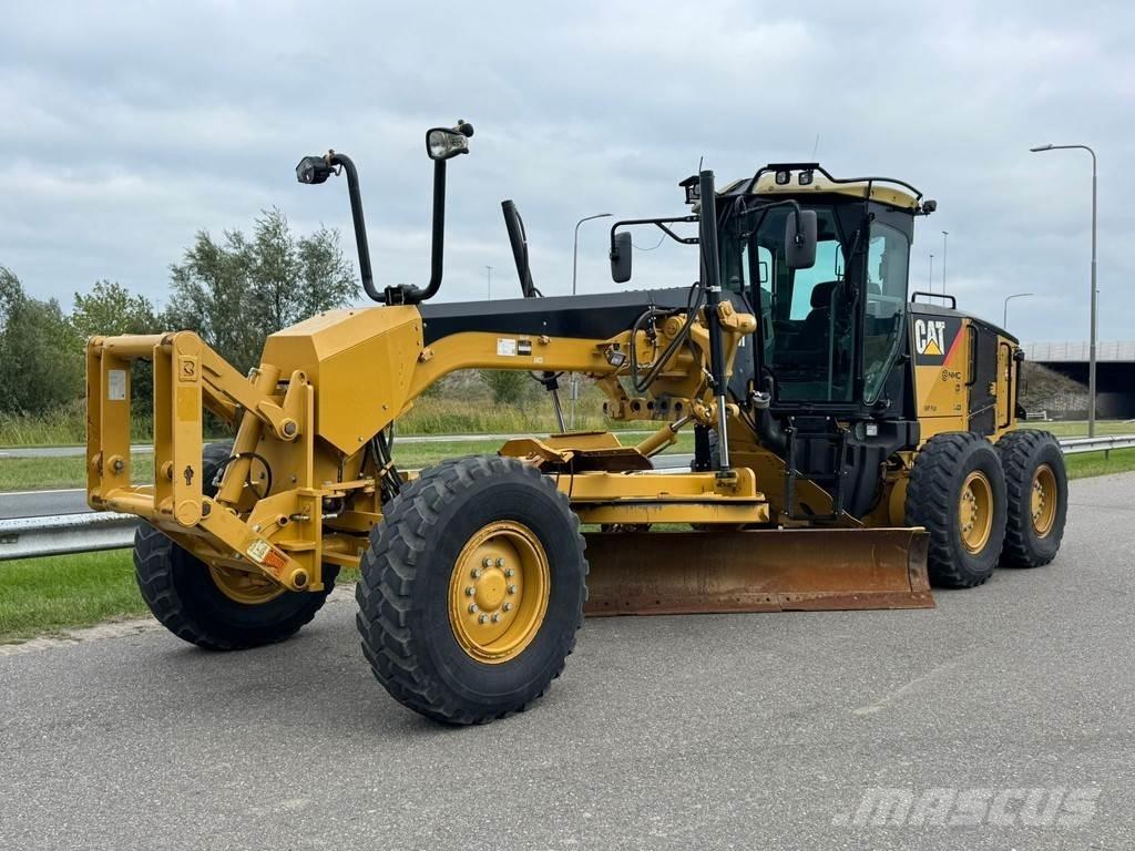 CAT 140M Грейдери